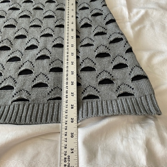 Giovana Women's Gray Long Sleeve Eye Like‎ Patterned Mini Sweater Dress Medium - Picture 14 of 16